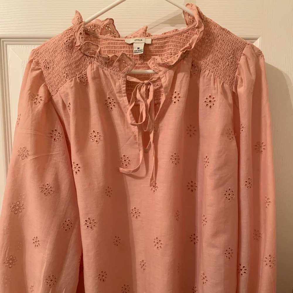 Nice blush blouse medium